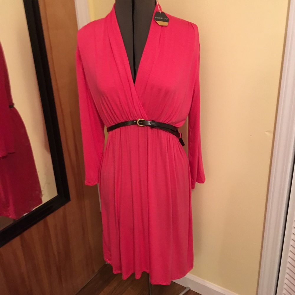 Pink blush maternity dress/tunic with belt
NWT